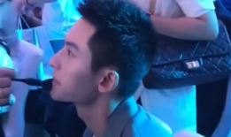 娱乐圈吃瓜小将,揭秘吃瓜小将的瓜田奇遇记